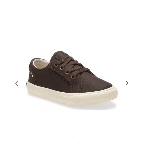 Sperry Boys Striper II LTT Retro Jr Sneaker – Genuine Leather, Memory Foam, Easy On/Off